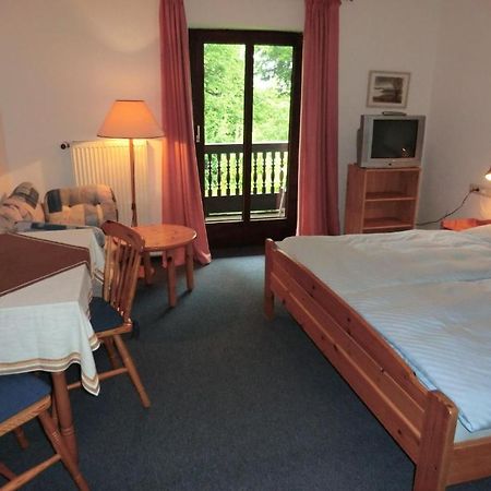 באד גריסבאך Hotel Garni Rottaler Hof חדר תמונה